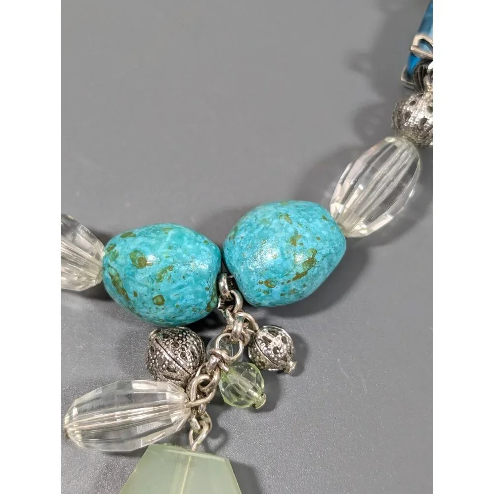 Avon Blue Faux Turquoise Green Glass and Acrylic Bead Necklace Beach Coastal 19